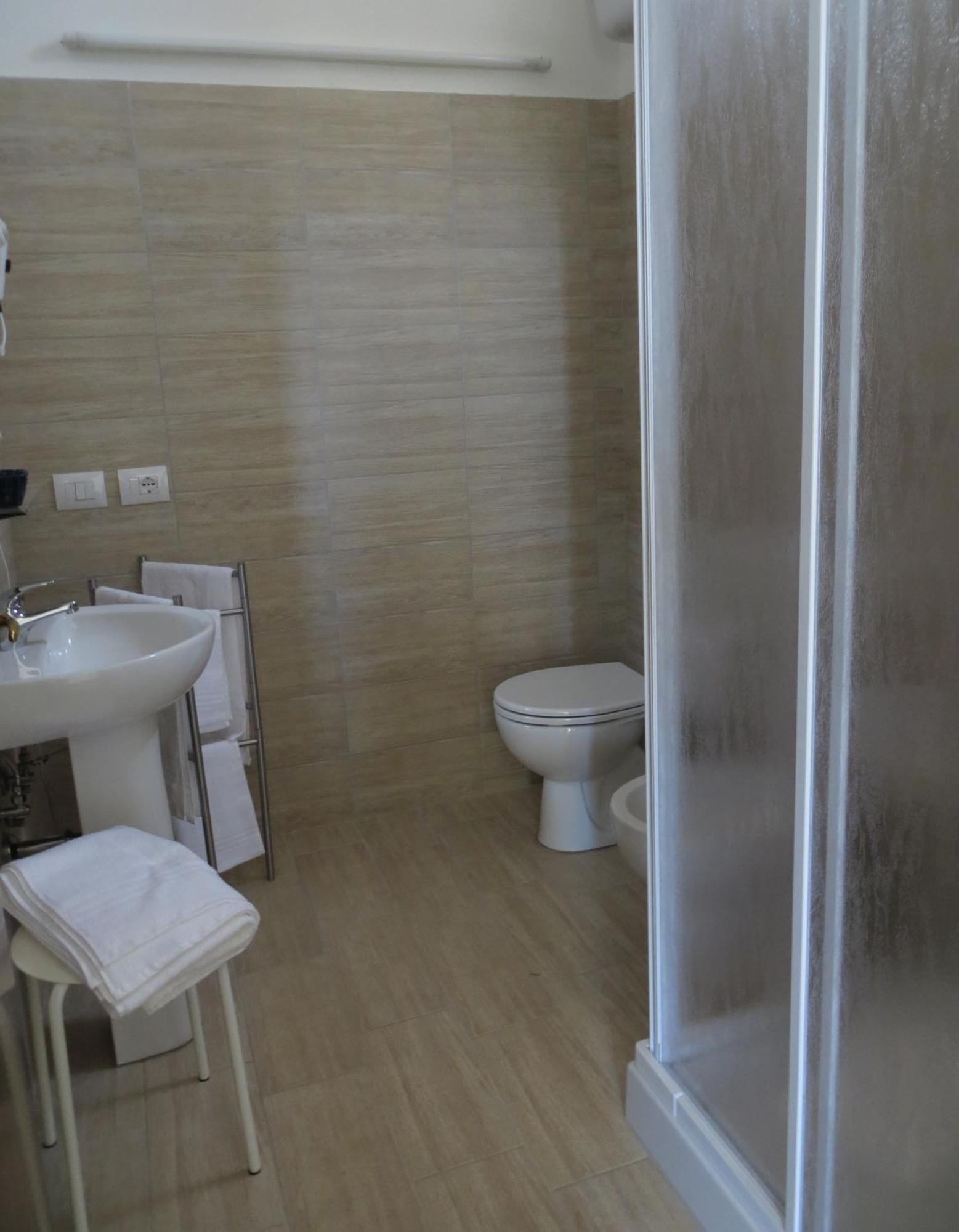 5 Rooms Affittacamere Civitavecchia Rom bilde