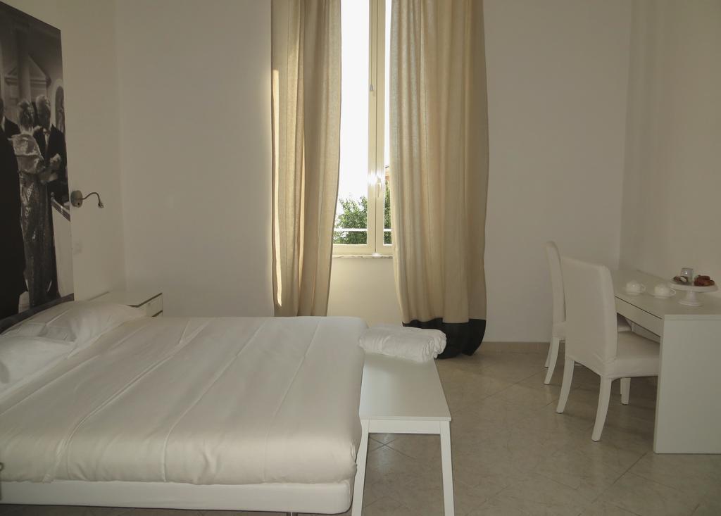 5 Rooms Affittacamere Civitavecchia Rom bilde