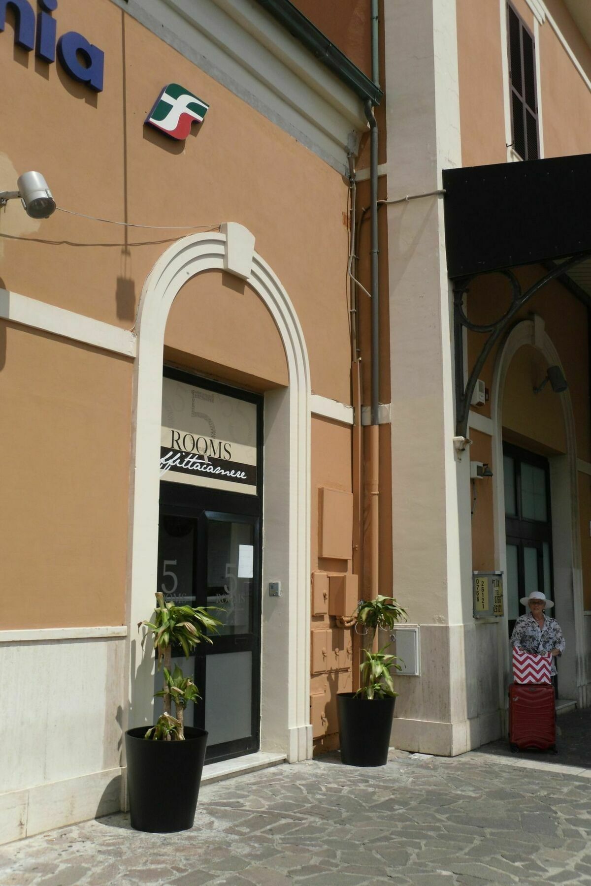 5 Rooms Affittacamere Civitavecchia Eksteriør bilde